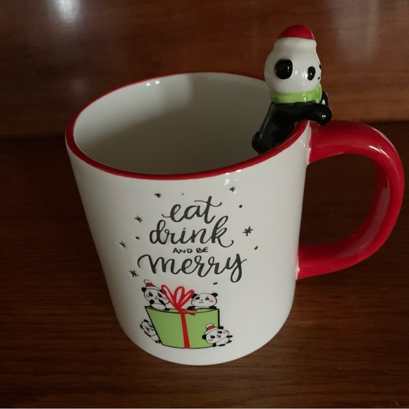 Panda Christmas Mug - Picture 5 of 5